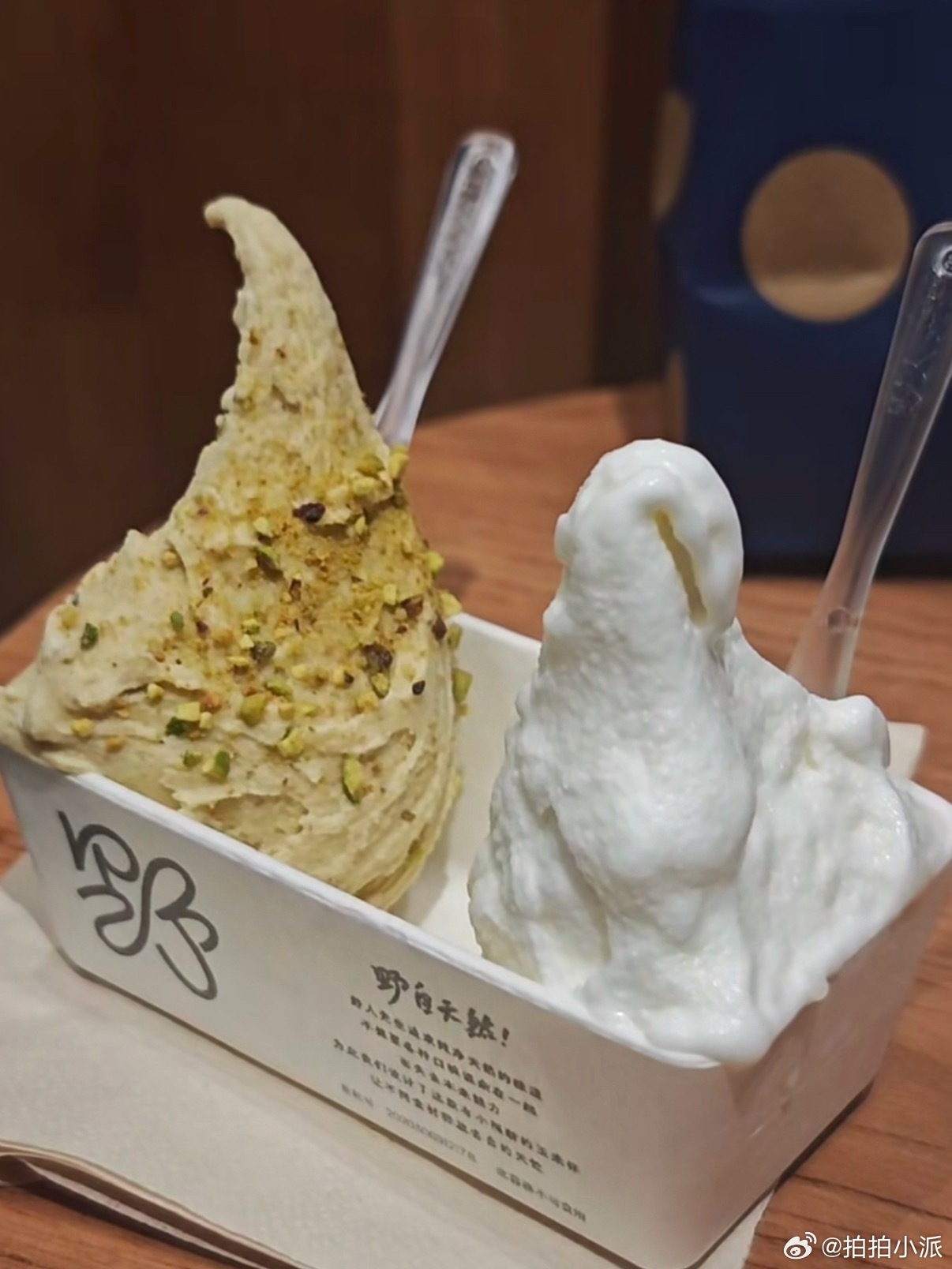 野人先生 冷处理其实也正常吧，去年西贝的事应该也够给这些商家敲一记警钟了。在者说