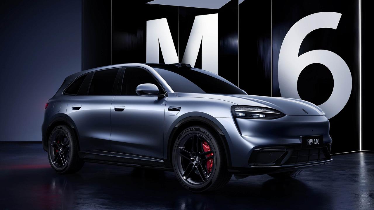 虽然华为智驾、鸿蒙座舱、激光雷达这些配置很够高，但真金白银掏出来，性价比就显得一