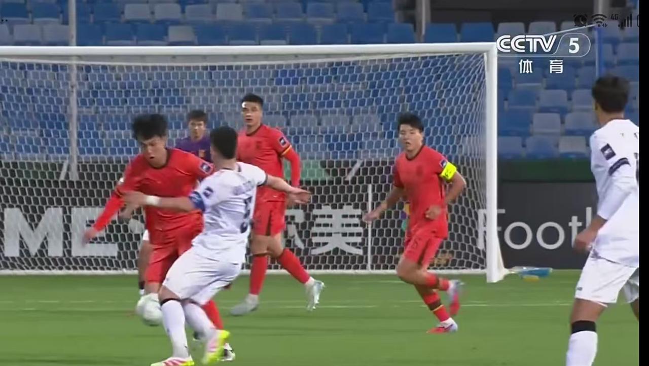 U23亚洲杯小组赛D组：中国队0-0伊拉克队
​
​      北京时间1月8日
