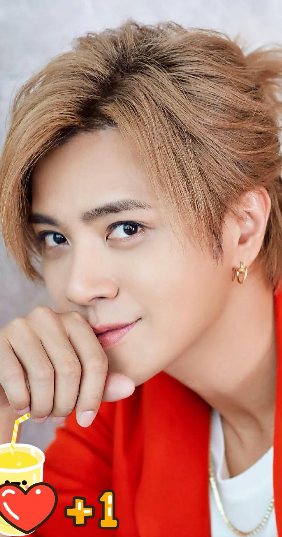 看到消息真的把我吓一跳，
虽然罗志祥已经塌房了，
但是看到有人造谣他猝死，还是会