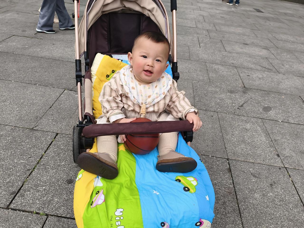 2026年4月23日大A预测
今天小涨，明天振荡收阳