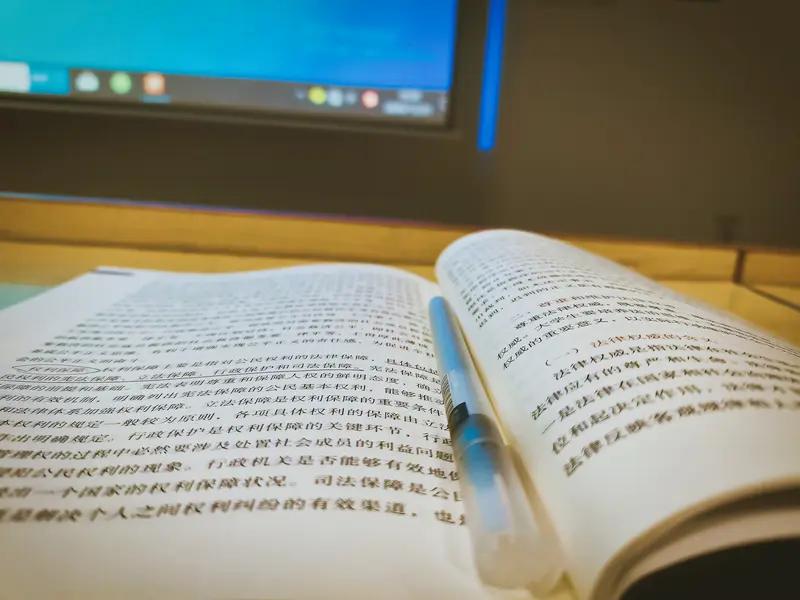 过了法考，拿了证。还会甘心转行吗

一位律师，工作6年
当初那么不容易的，
拿下