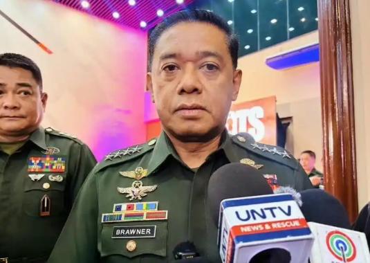 这还能忍？！菲律宾三天内三位高官轮番上阵叫板中国，又是要派兵巡逻又是要强行拆除，