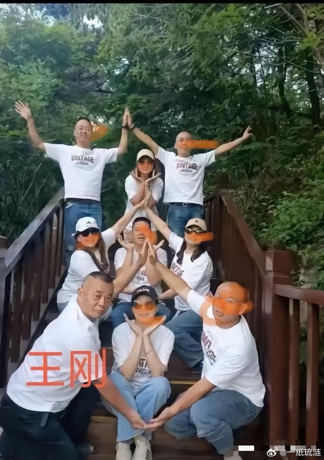 网传，王先生一行人准备出发西藏，不知道沿途酒店会不会拒绝他们入住？现在是网络时代
