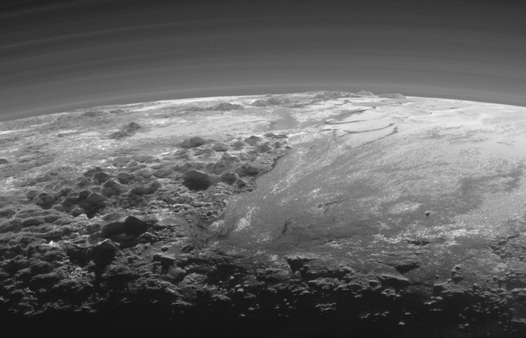 #每天一天文图# 冥王星的地貌[收到] ​​​