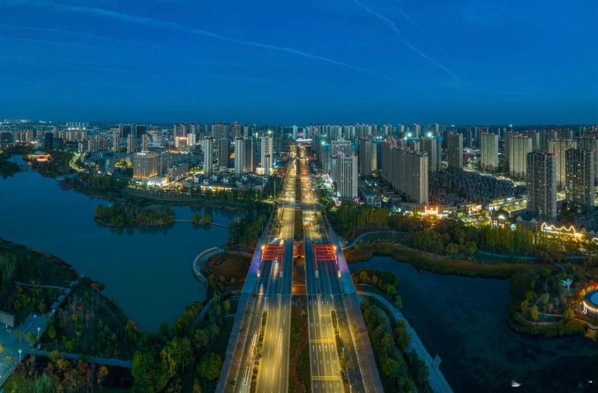 兰州新区 我常常想，如果有一天想到兰州新区我会想起什么应该是它最强最美的生命力兰