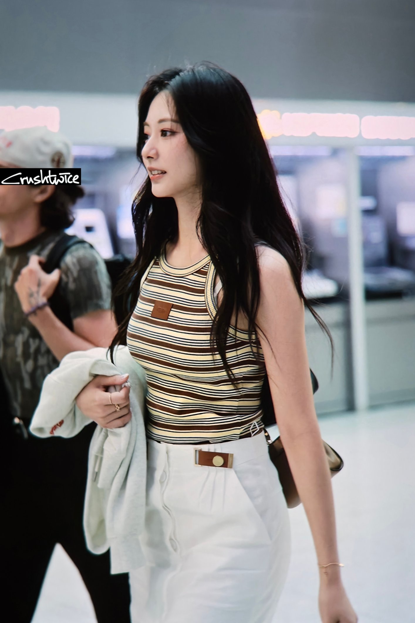 周子瑜同款 260702🎽：FENDI👗：FENDI👜：Balenciag