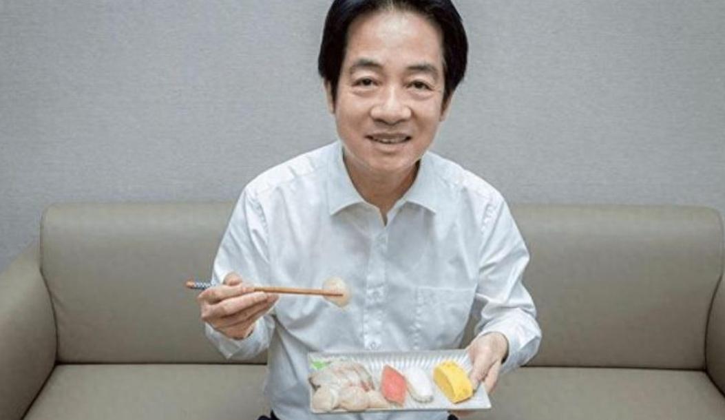 /最大的台独分子，再也藏不住尾巴，终于露出来了肮脏的脑袋！原来，最大的台独分子不