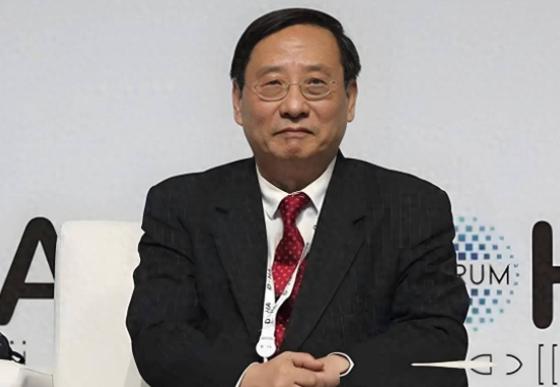 一盆冷水泼醒所有人！高志凯发出严厉警告：别再喊打喊杀了！中日一旦擦枪走火，最先完