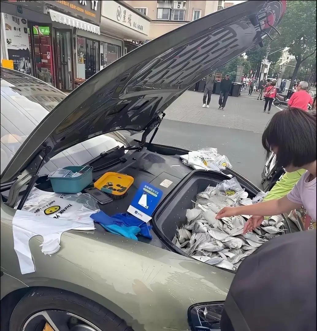 不怪那么多人抢着买，换谁谁不是 ​​​