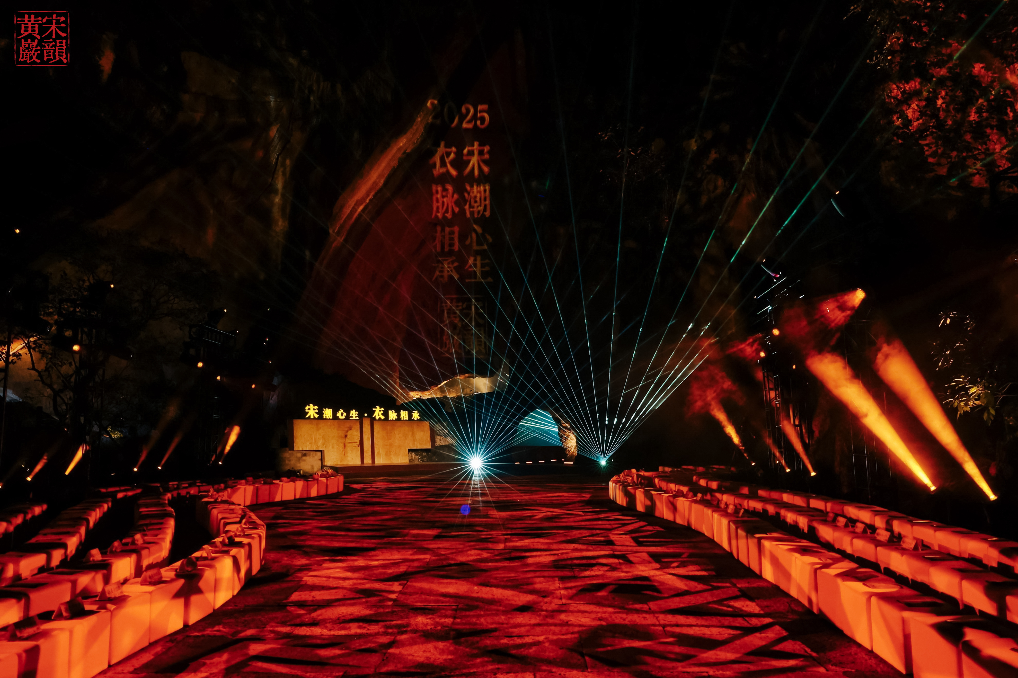 谁懂啊！台州真的好吃又好逛！糯叽叽天堂名不虚传，嵌糕包一切，麦虾鲜掉眉，临海紫阳