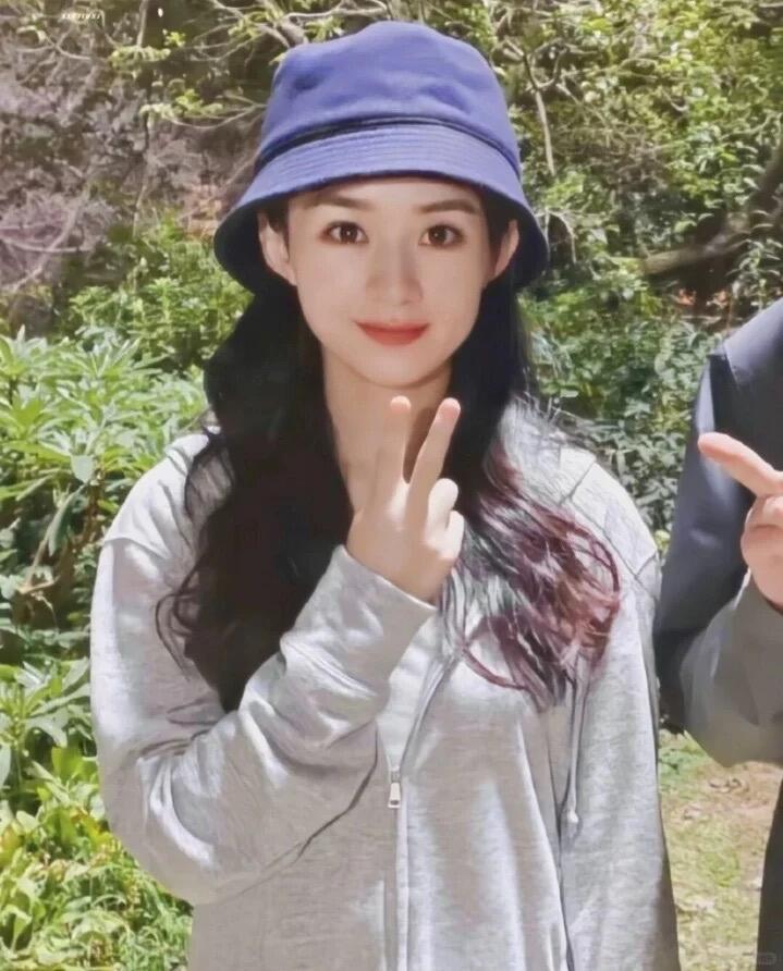 陆贞传奇剧组是有圆脸kpi吗谁说圆脸演不了主角的！考古早期赵丽颖 完全顶配甜妹 