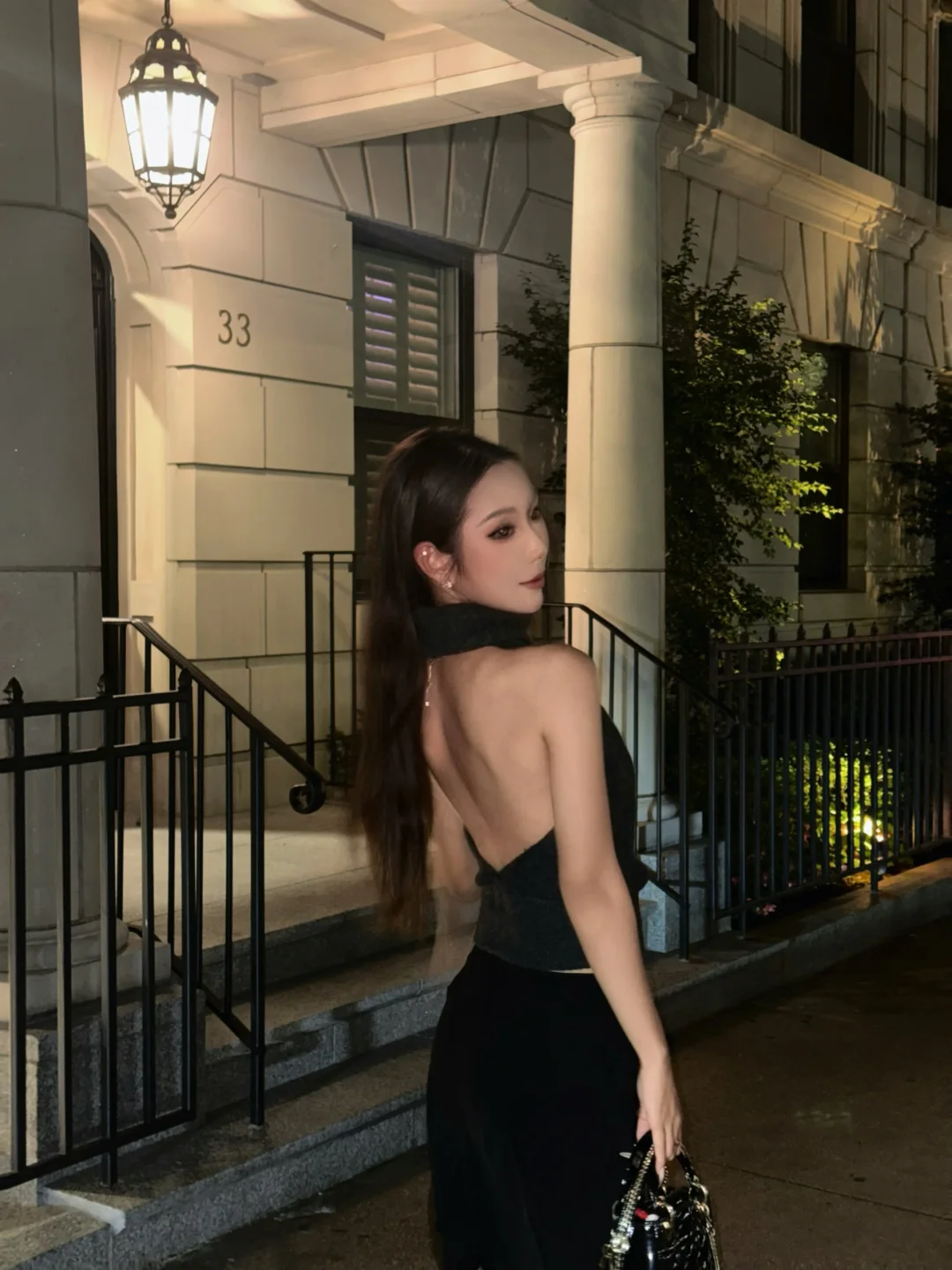 𝒩𝒾𝑔𝒽𝓉 ℴ𝓊𝓉