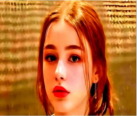 一个在乌克兰做生意的哥们儿，说了句大实话，说现在的基辅，是好几个女人争抢一个还能