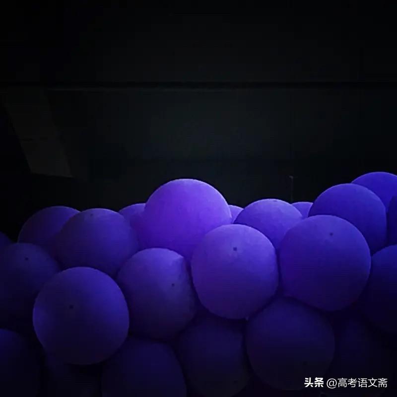 集卡领红包确实是春节期间超火的活动，大家都盼着集齐卡片拿红包，热热闹闹迎新春，给