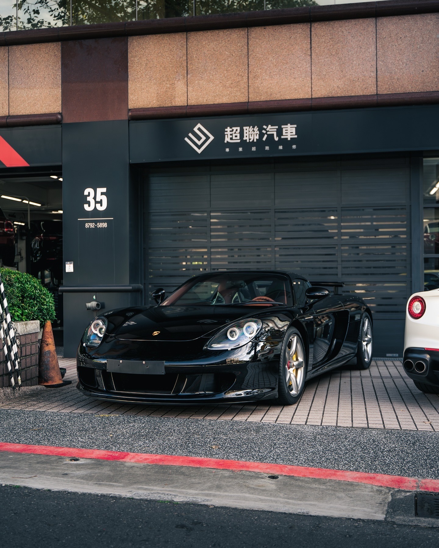 Porsche Carrera GT 