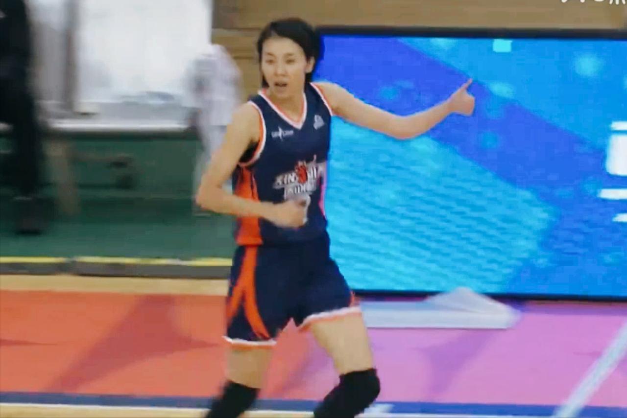 家有一老如有一宝！新疆女篮不只 1 位老将而是 4 位，4人合力战胜了山东女篮。
