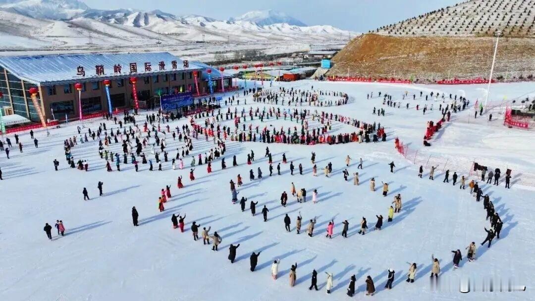 冰雪运动引领文旅产业高质量发展！
2026年元月，甘肃省青少年滑雪邀请赛将在天祝