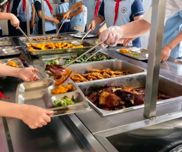 杭州发布学生营养餐100例官方食谱《学生营养餐 100 例》专业营养师团队打磨全