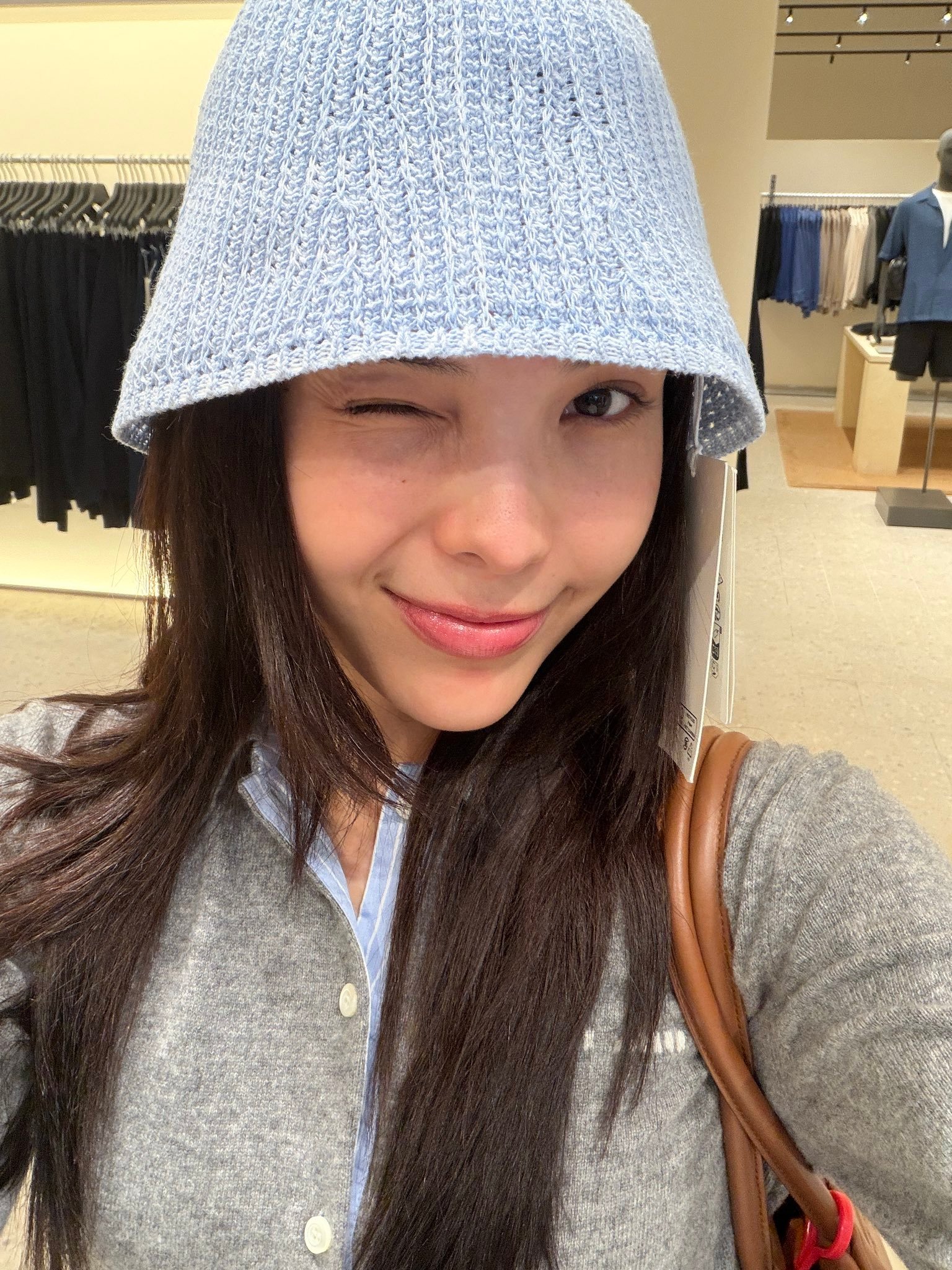 🐰：6号一起跳舞嘛，还在纠结啥呀～ 😉😜