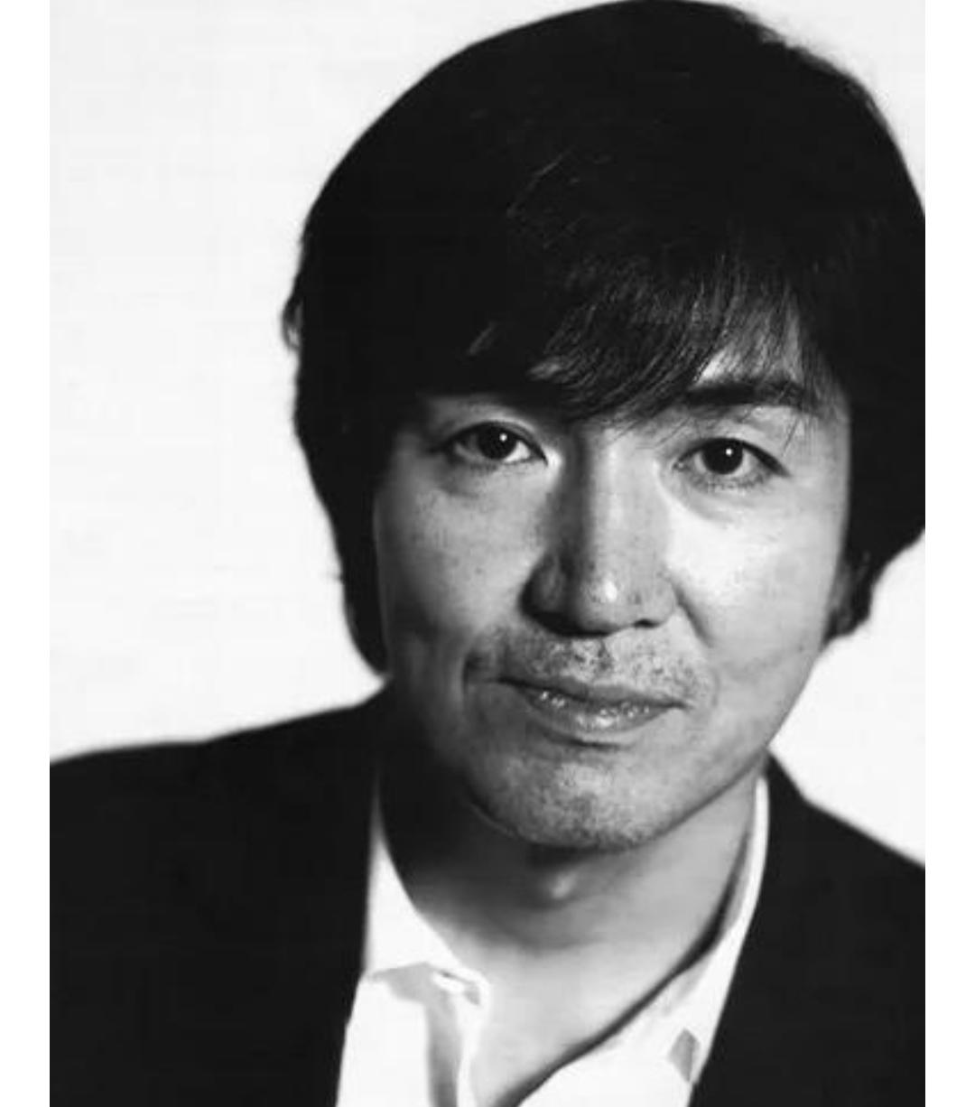 东野奎吾虽然是文学家，畅销书作者，可是大学本科竟然不学文科，学工科。东野奎吾68