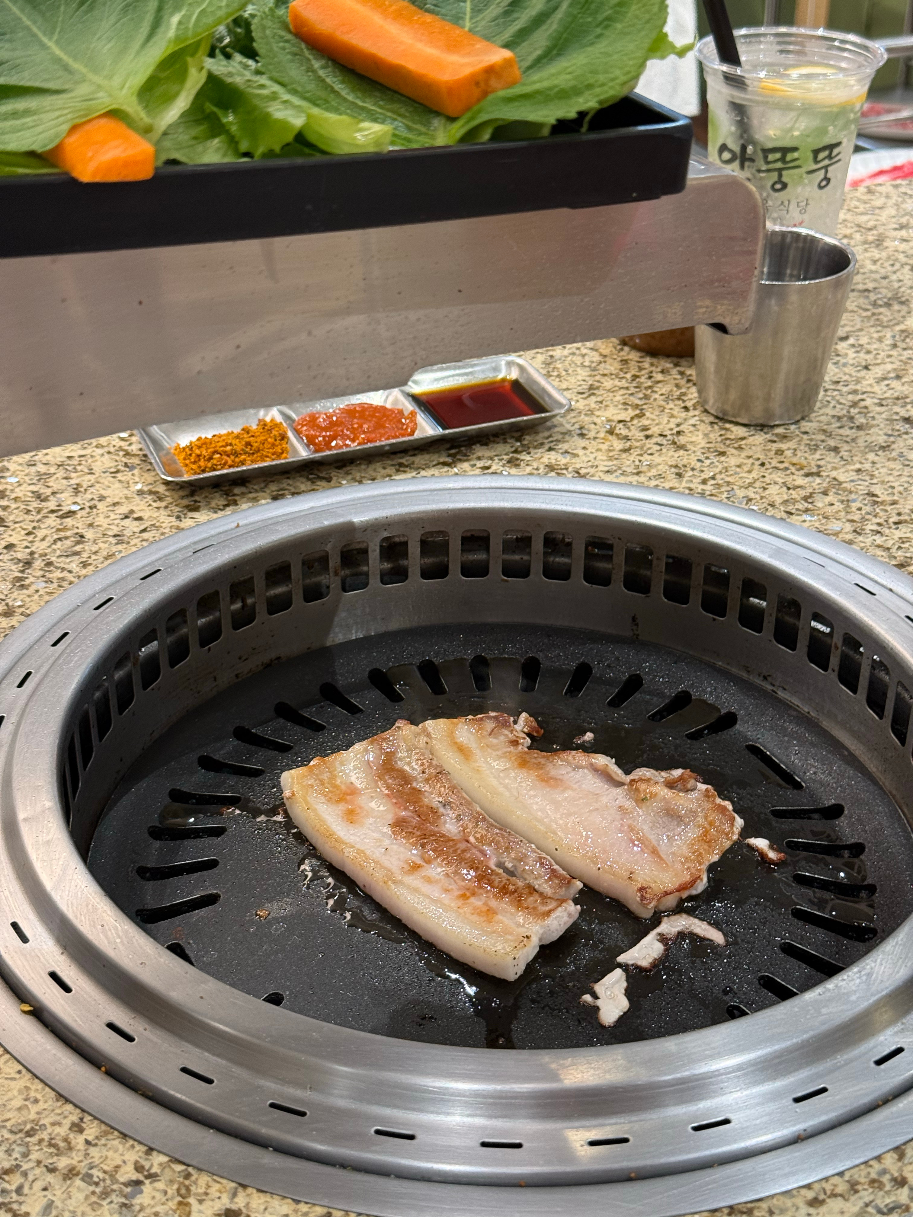 只是活着 