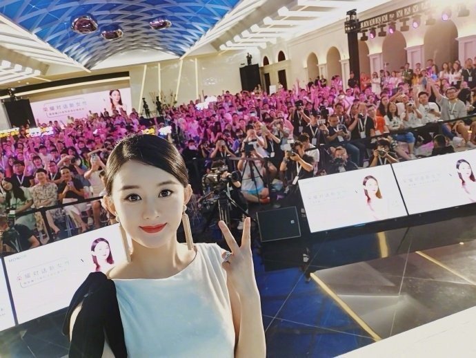 今天是丽丽酱复工七周年的日子2019年8月22日——2026年8月22日七年前的