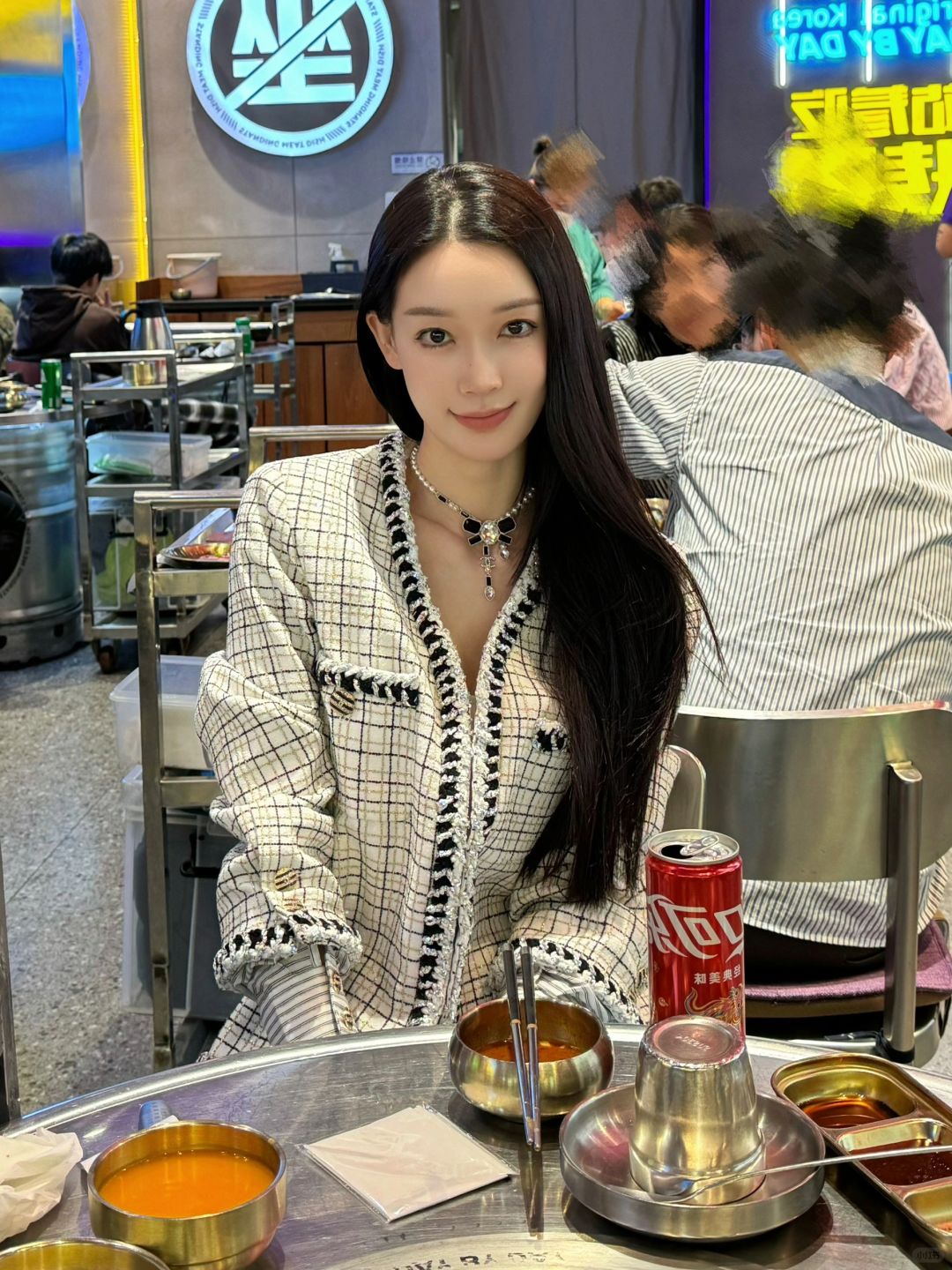 吃烤肉好开心！🥩