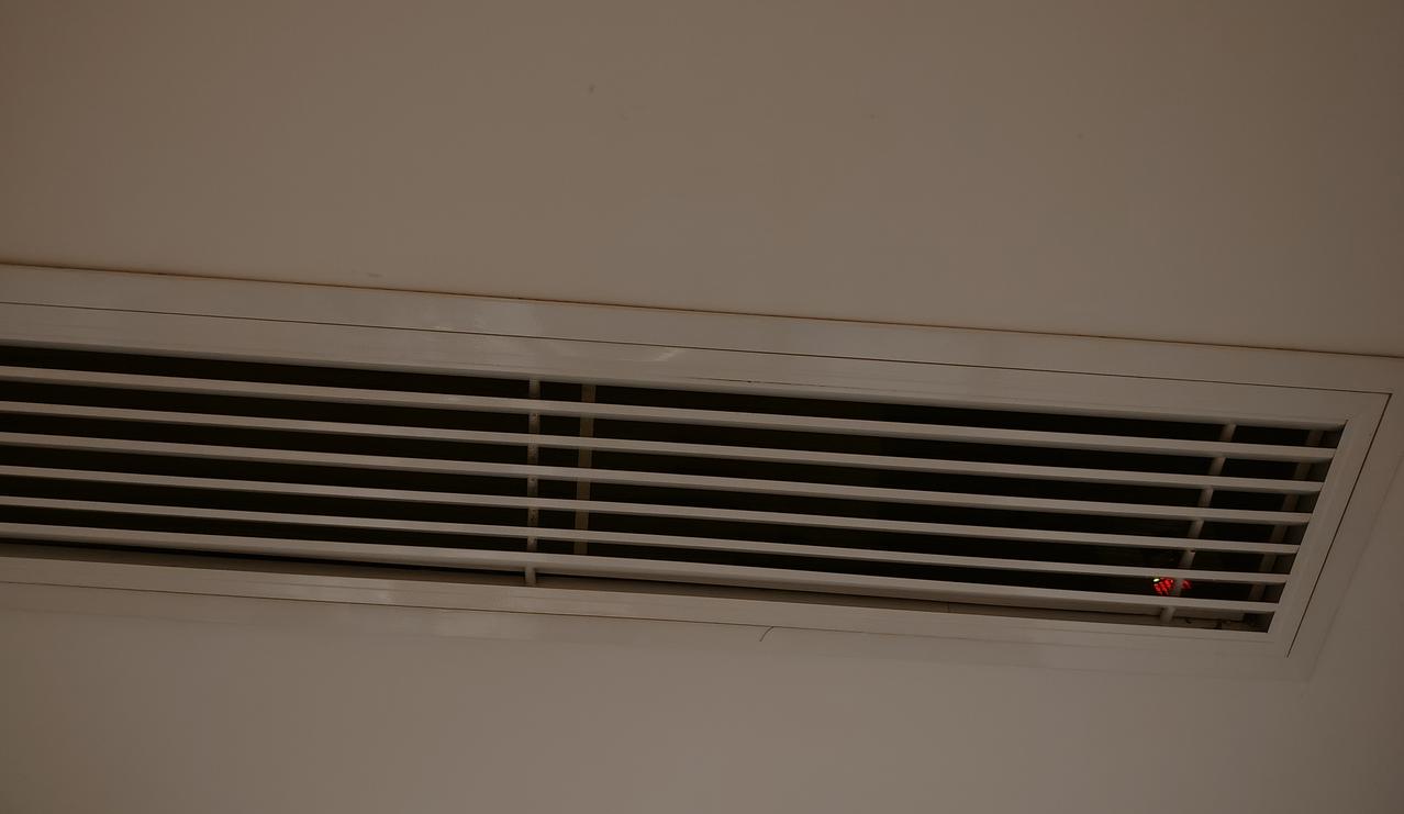 随着气温的下降，关于南北方人，谁更能抗冻的话题，又热闹起来了。个人认为，如果是北