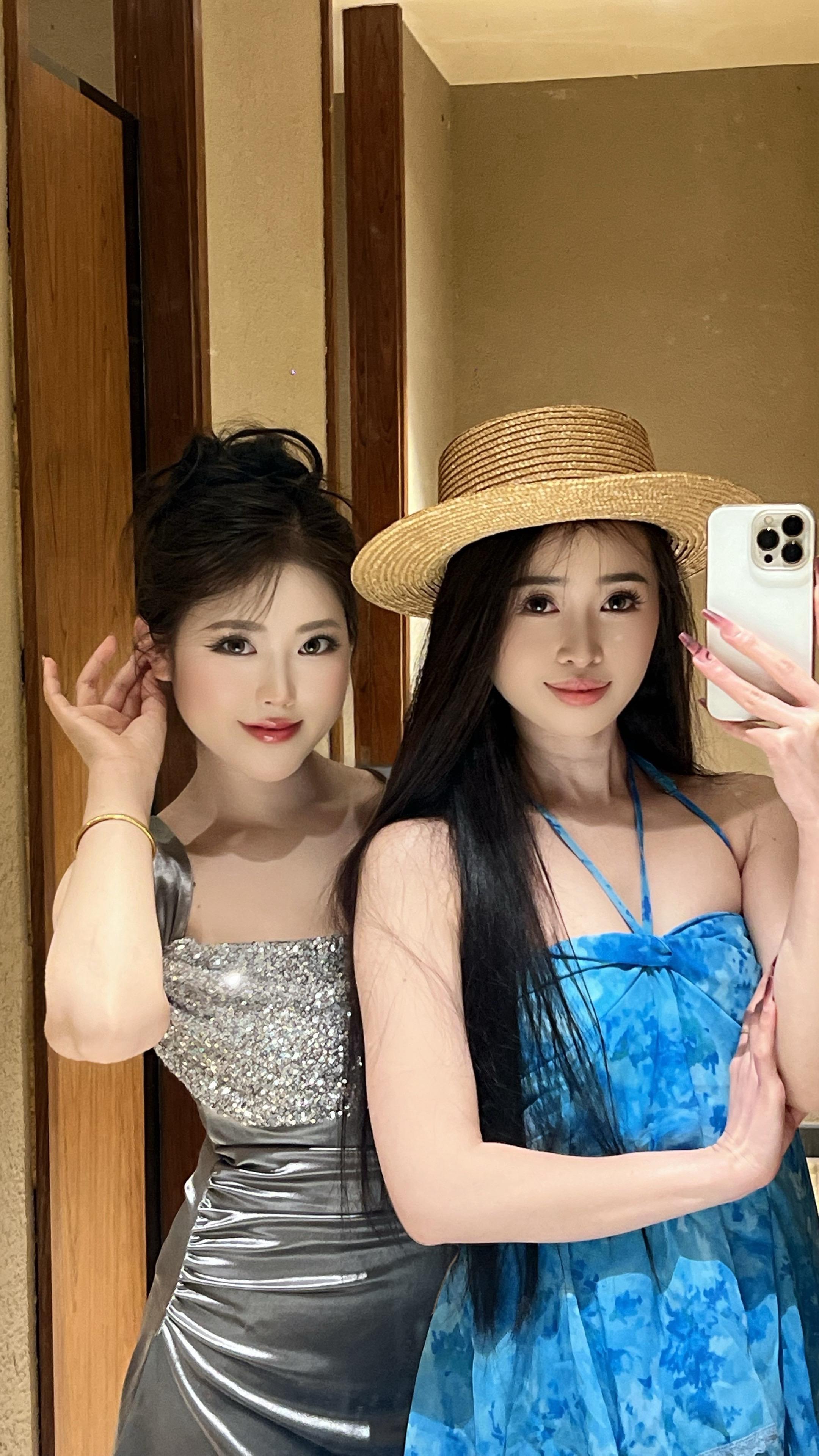 姐妹度假穿搭