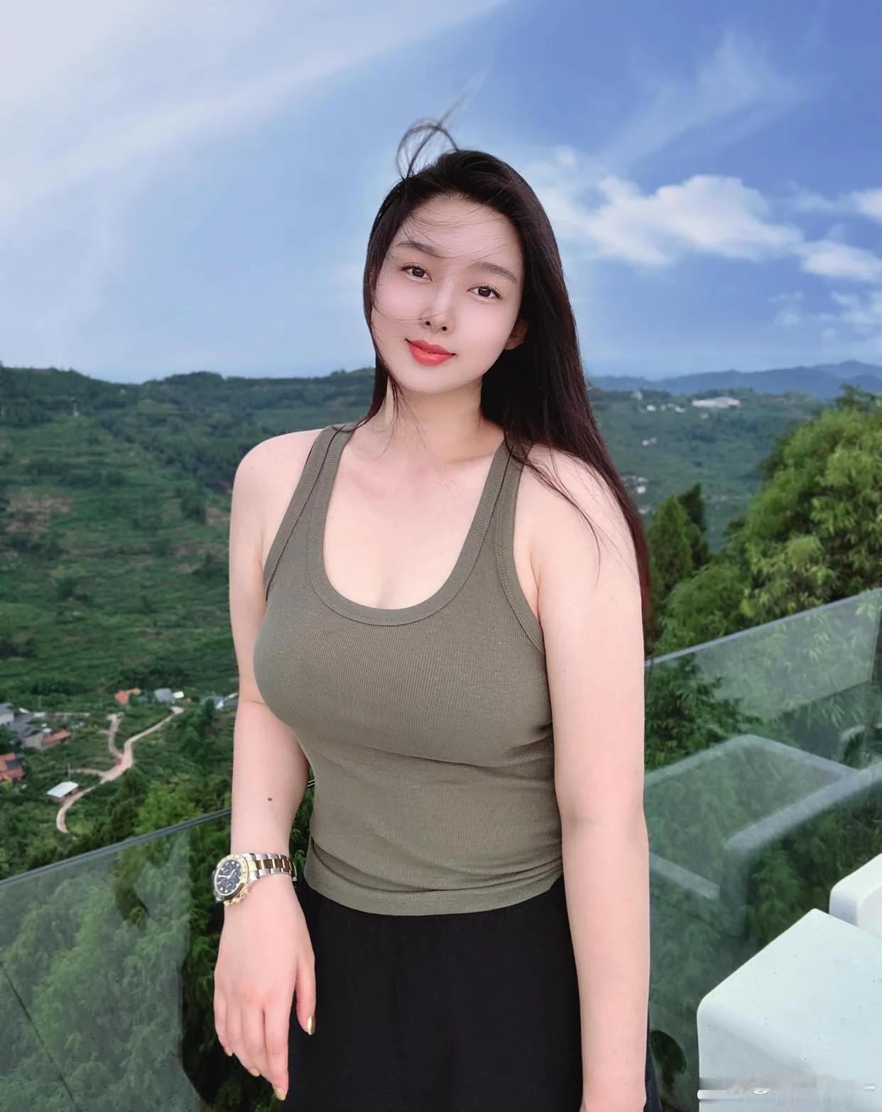 美女摄影：熟女，丰满，韵味迷人#分享绝色美女照#