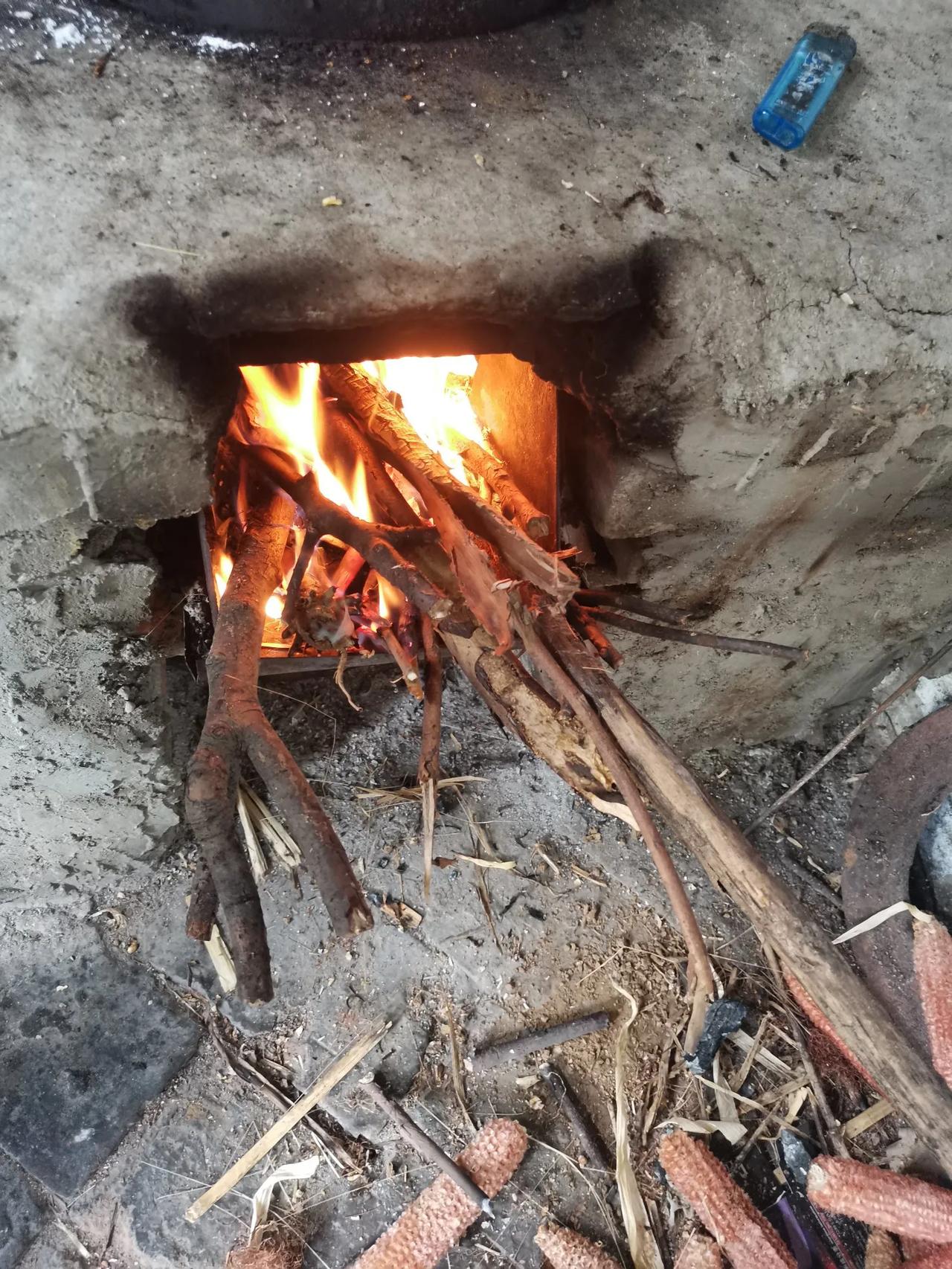 泰安体验活受罪，一次100元。
欢迎全国各地的农民以上的阶层的朋友来泰安出差，旅