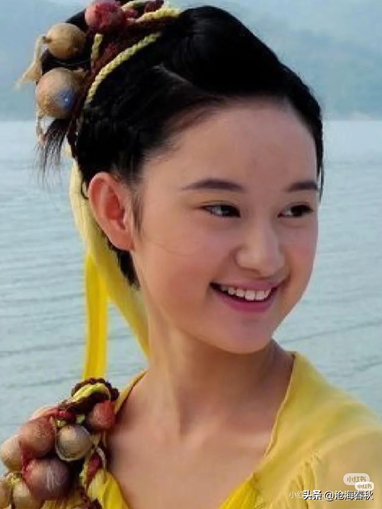 妈呀，真没有发现
少女时代的方穆静原来这么漂亮