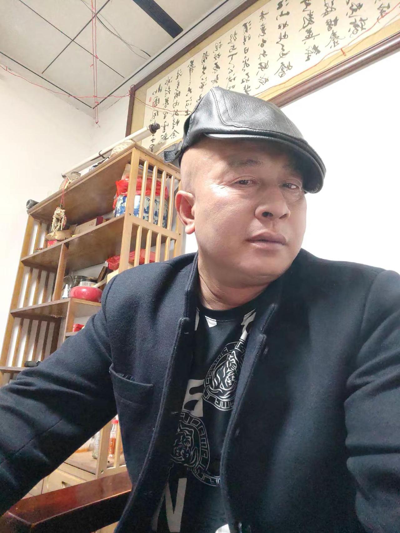 别的我不讲，我首先提前一天，祝愿天下女人明天女神节快乐，开心，身体健康，长年百岁