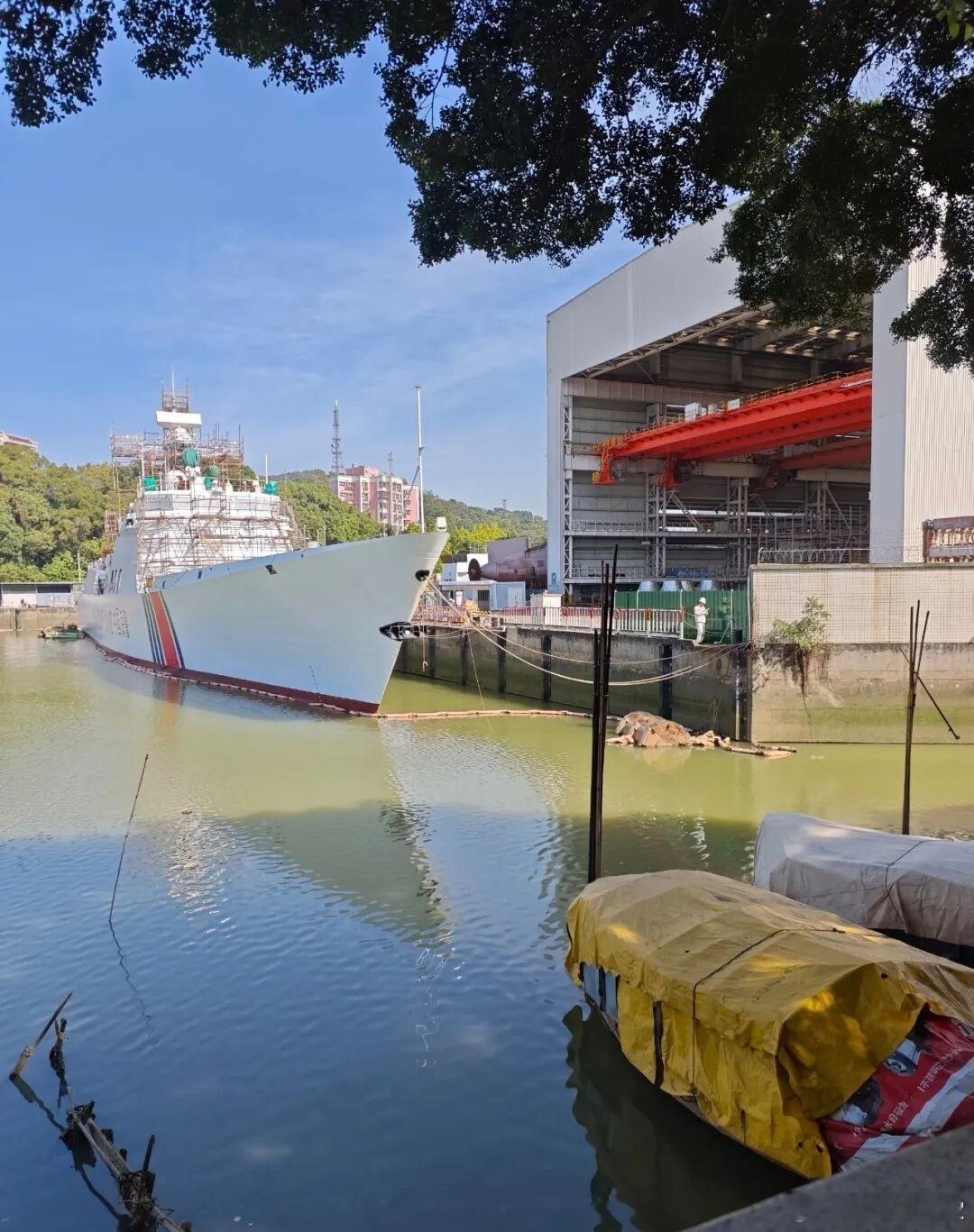 海警高速舰也要下饺子之前2104宝珠屿舰网页链接已经服役了，有网友拍到了2艘同型