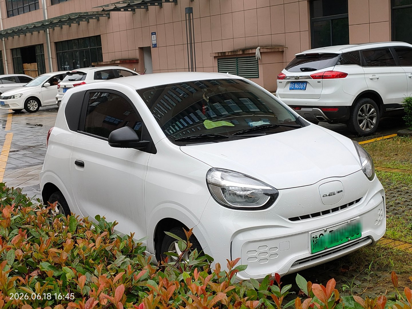 汽车汽车街拍我与汽车的日常 上汽科莱威CLEVER EV360 
