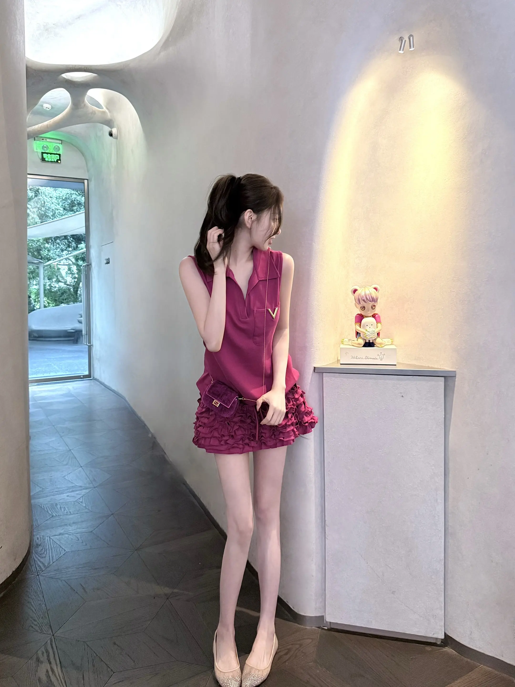 表达自己是一件很累的事情 像从我凌乱的一天里捡出一团毛线 慢吞吞地缠起...