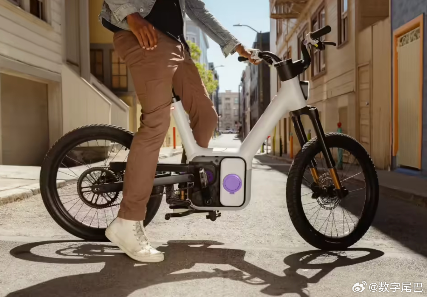 人力踩，发电，再驱动轮子，是不是增程车[流鼻血]汽车厂家开始做电动自行车了，Ri