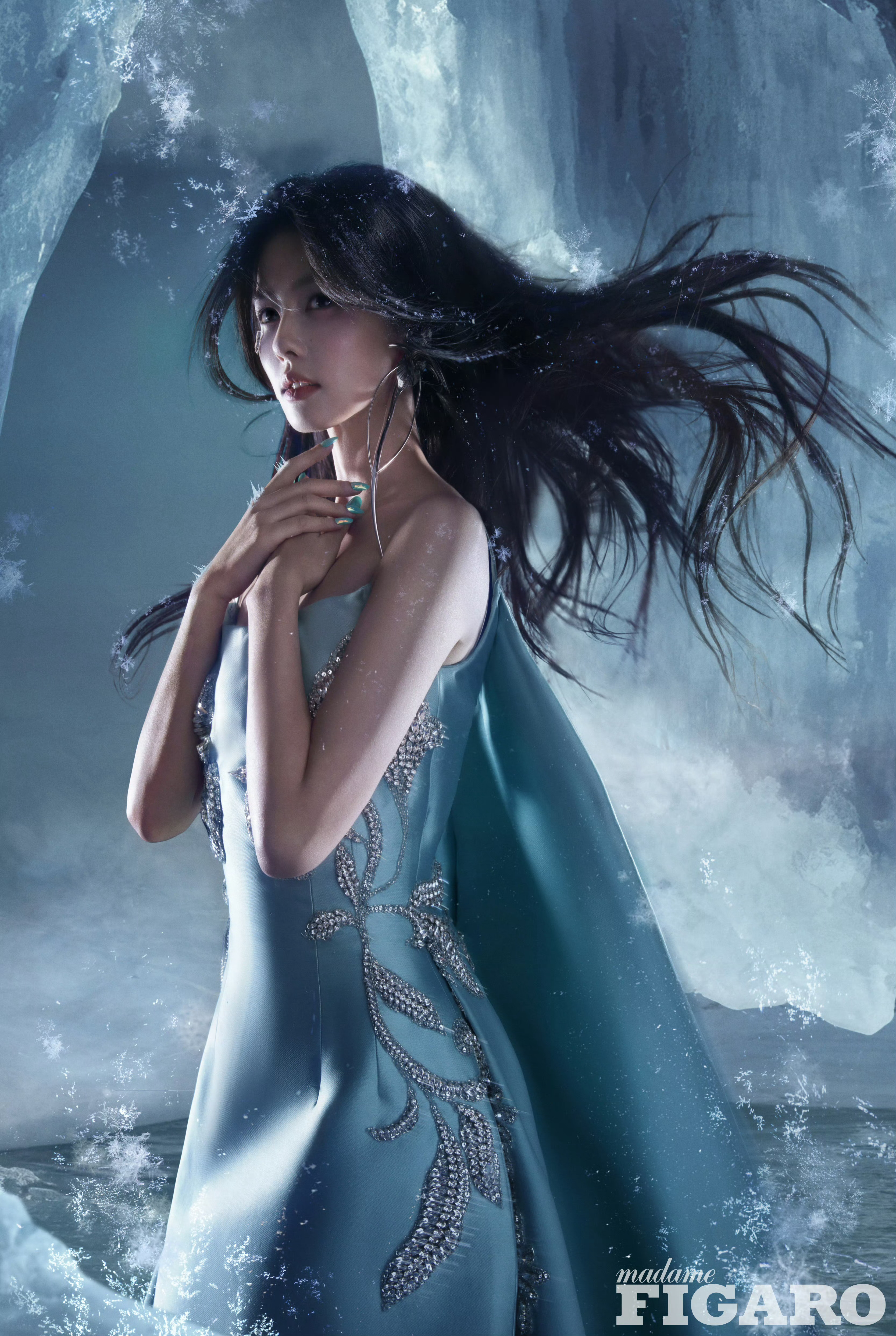 白鹿  白鹿王韵娜 白鹿开到荼蘼 “你是林间晚风，吹散所有世俗烦恼” 💓