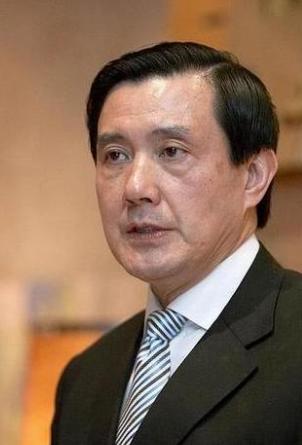 感觉台湾地区，长期阻碍中国统一就是马英九。这个人非常之狡猾！在他担任地区领导人期