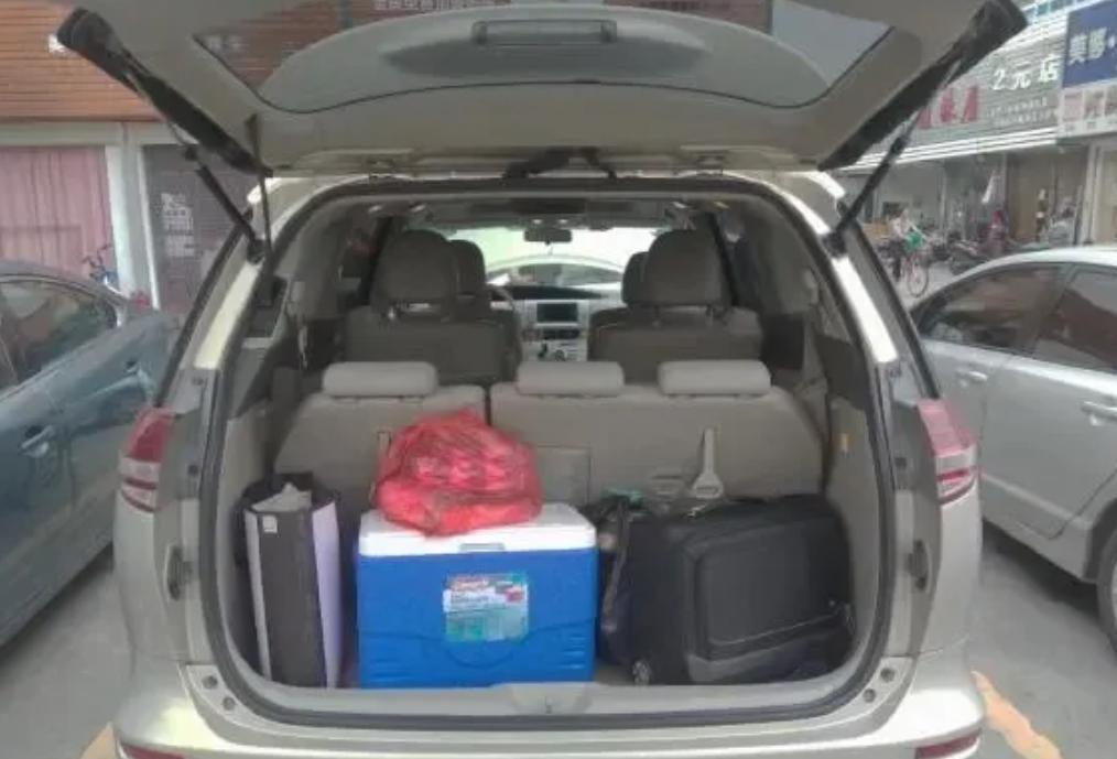 个人建议：男人买车，就买丰田!
[赞]要么丰田汉兰达，要么丰田格瑞维亚!因为丰田