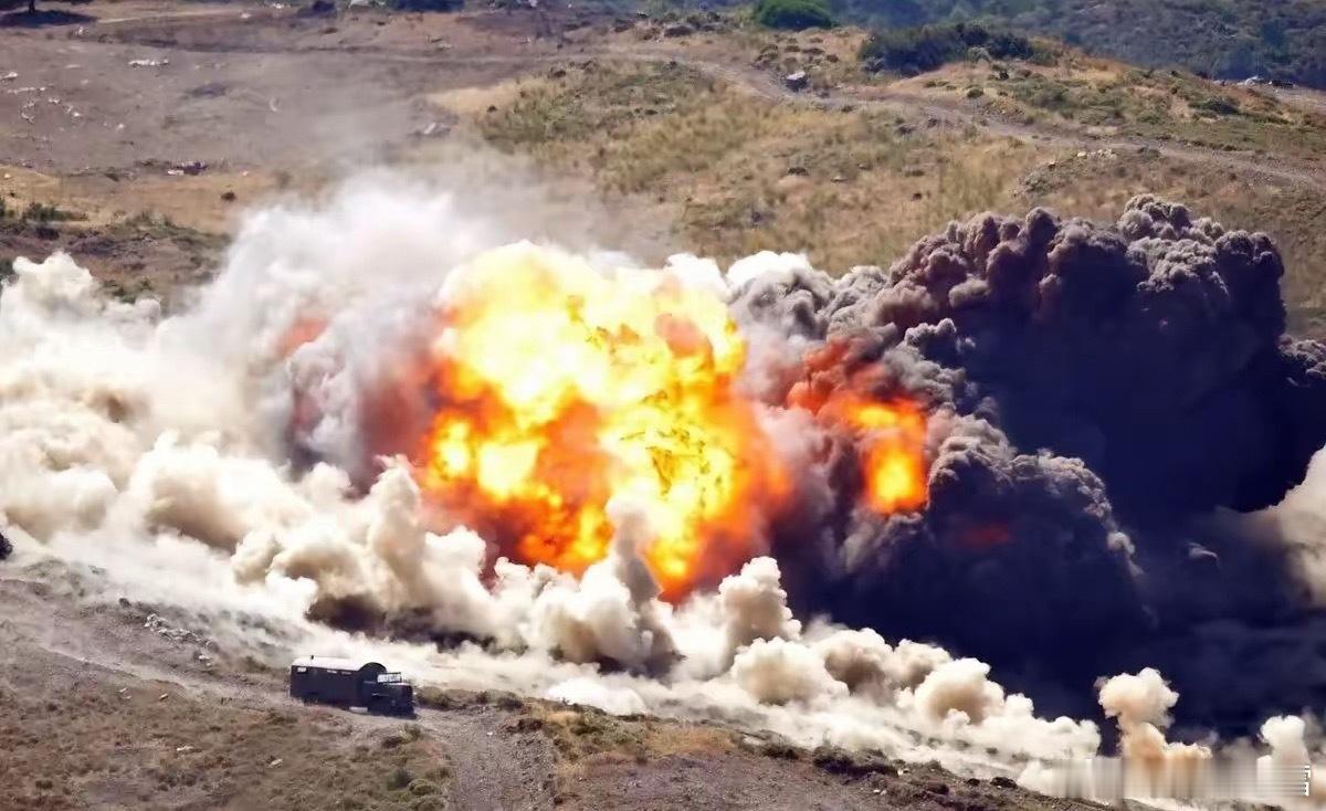 美军“封海令”生效，新华社简讯+国际海事组织明确发声美东时间4月13日10时，美