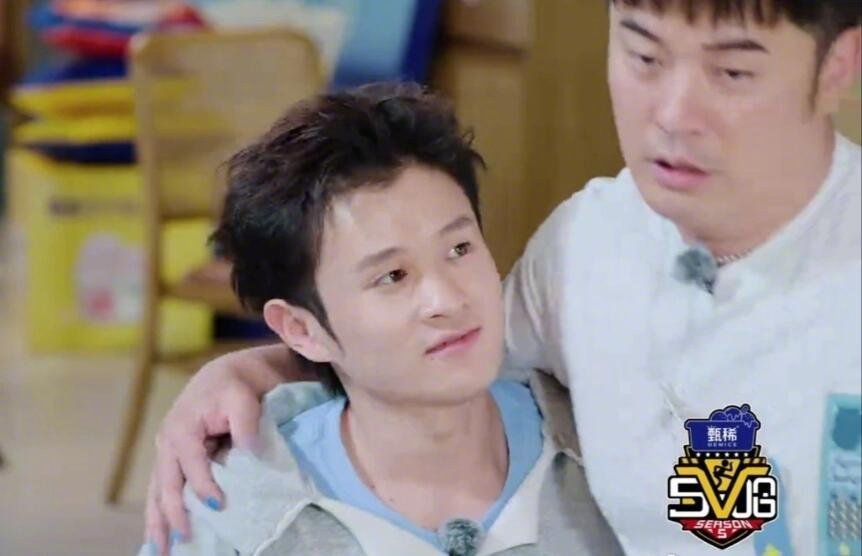 王勉摔跤燃得很心酸王勉在陈赫怀里像一个乖宝宝哈哈哈哈哈实在没想到王勉陈赫体型差这