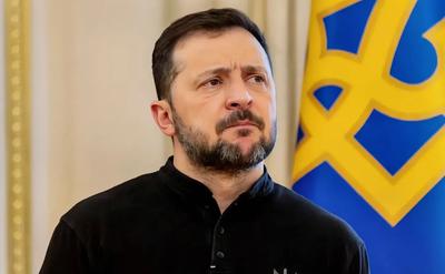 泽连斯基称，请中国帮帮乌克兰。11月1日，泽连斯基在记者会上表示：“谈起中国，首