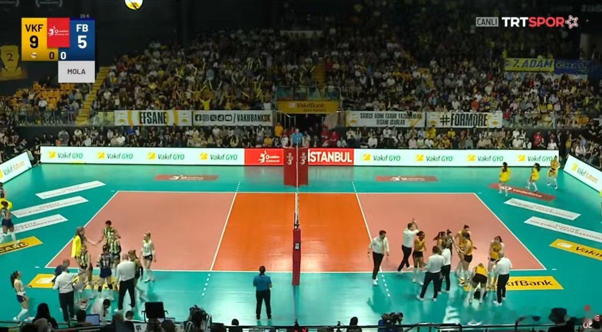 瓦基弗9-5领先，被打成18-21落后(⊙o⊙)…女排 国际排坛动态