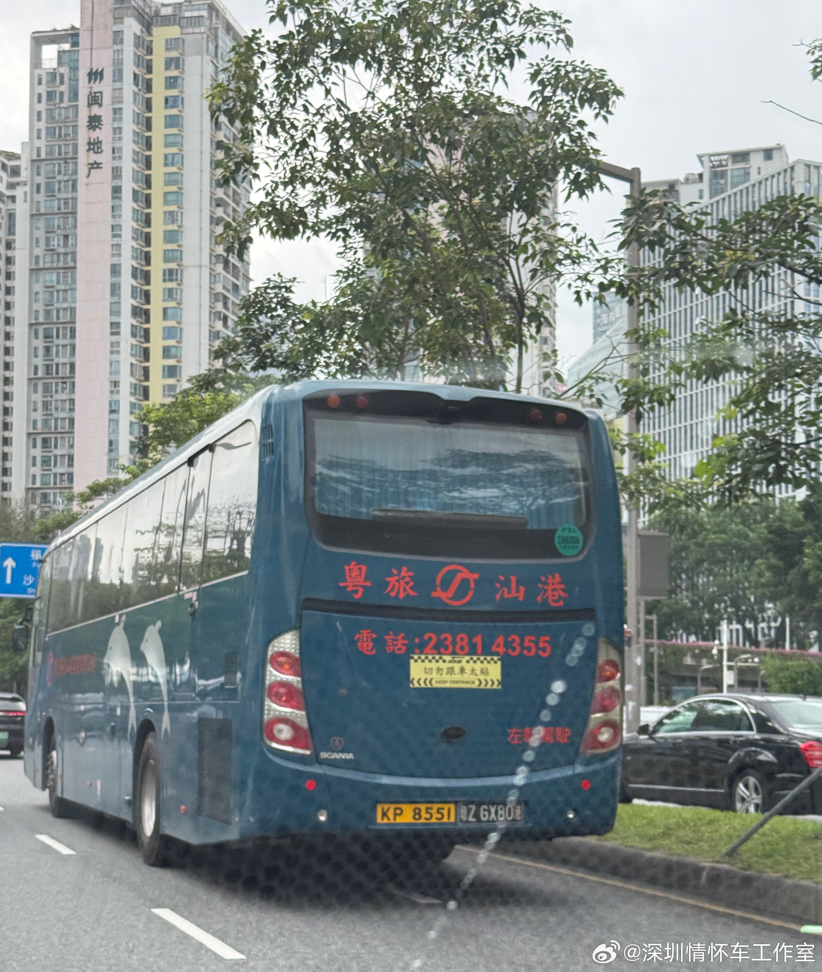 原来香港本地车也有左方向驾驶的，见识了