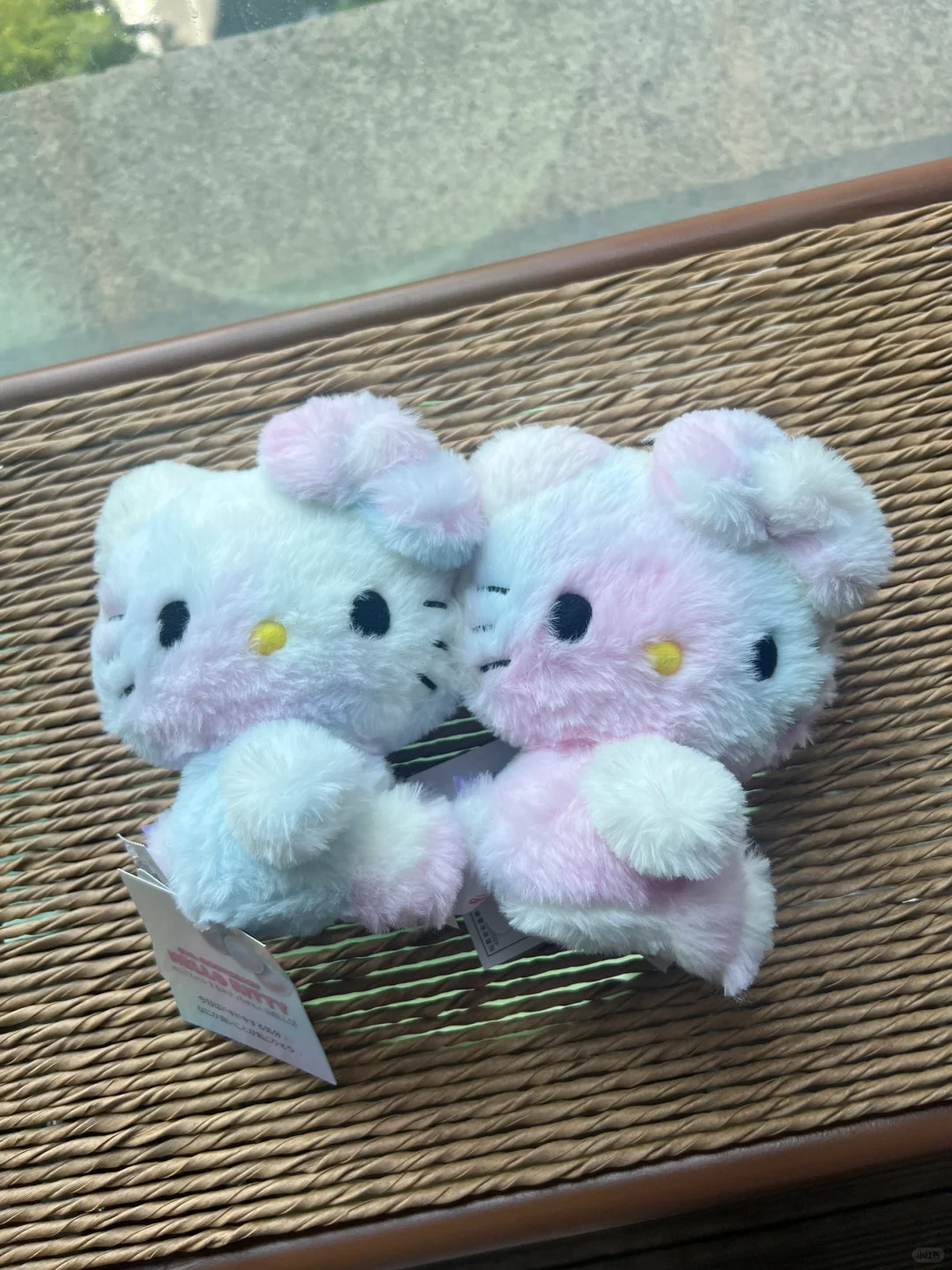 Hellokitty50周年 炫彩色选哪只？