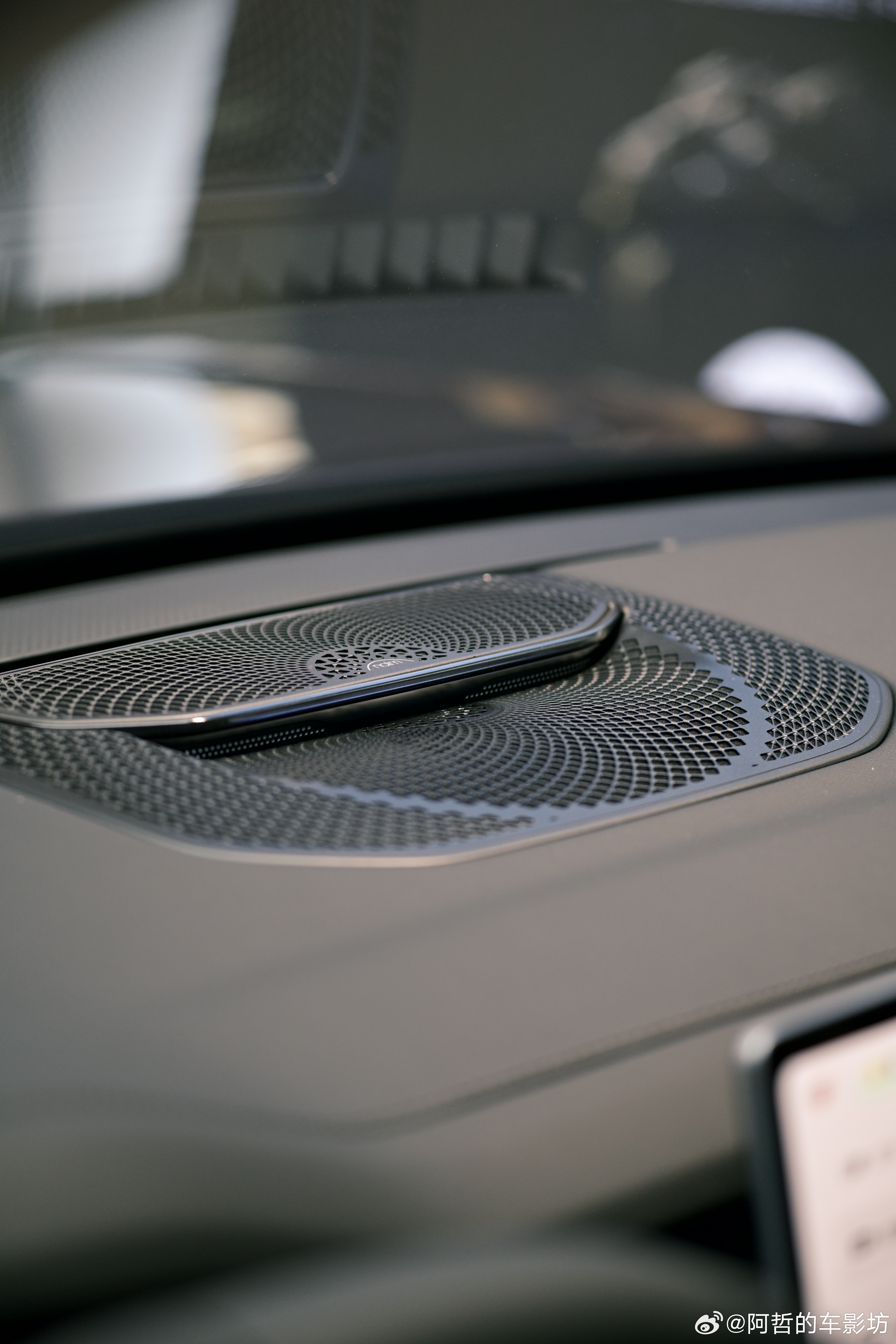 这个内饰的质感怎么说就这种细节的丰富度各种材料之间的搭配细节位置的点缀绝对是相当