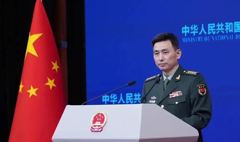 最近特朗普在采访中直接放话：台湾是中国的一部分，怎么处理那是中方自己的事儿。他还