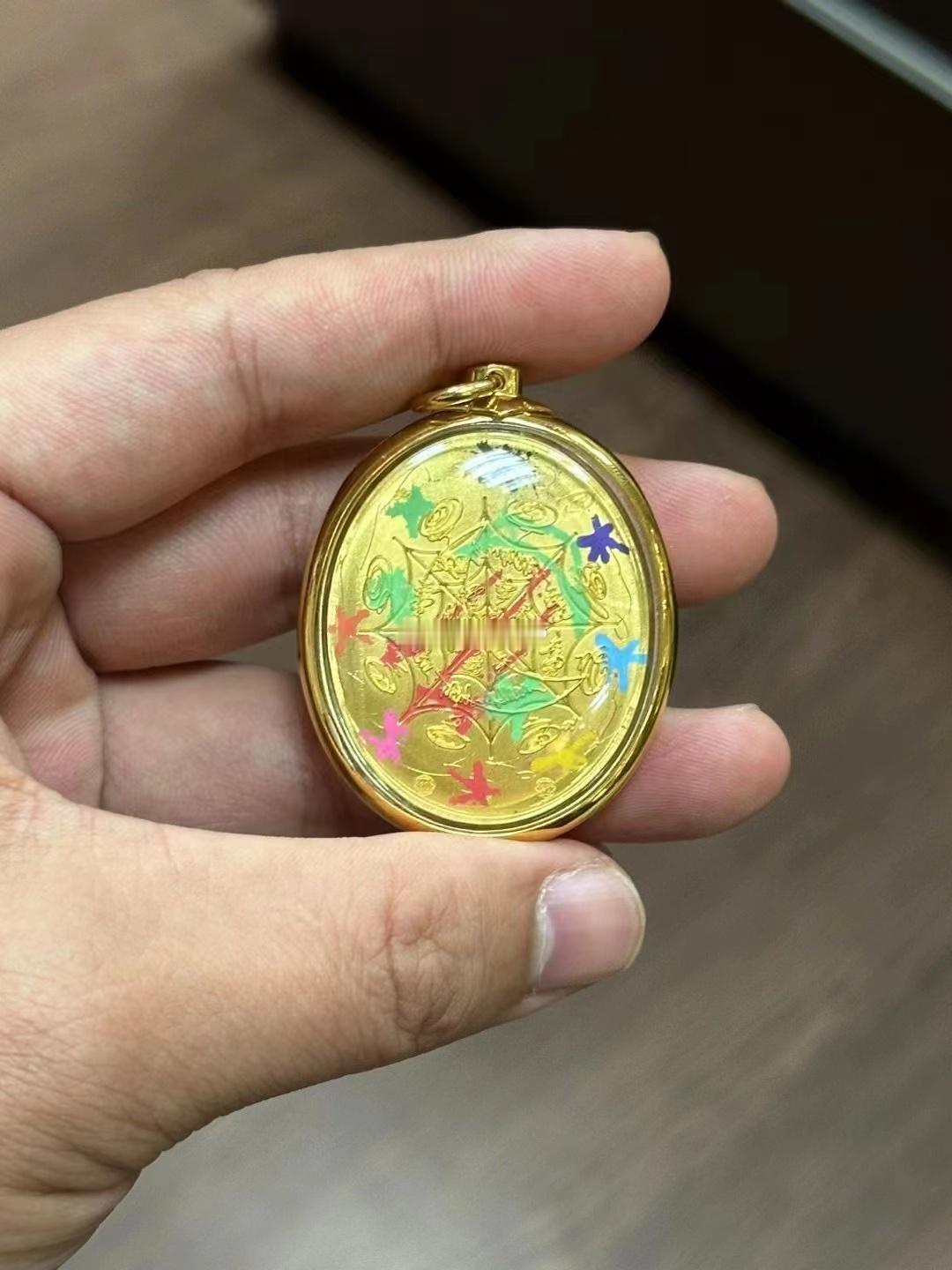 纯金在手，什么都有泰国能量佛牌